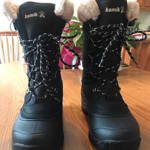 Kamik snow boots :)